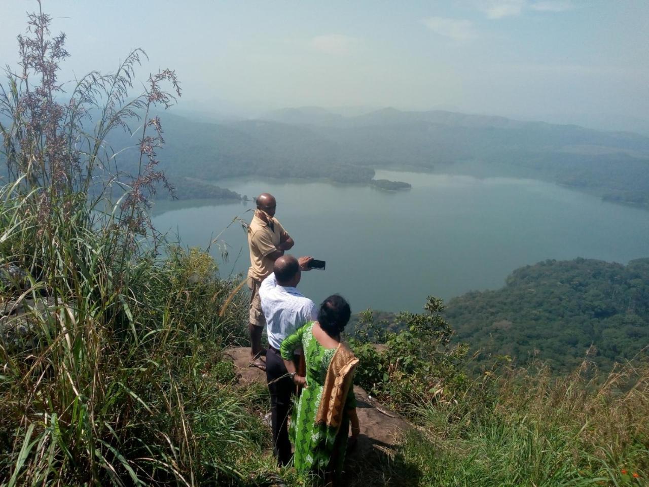 Friends Valley Home Stay Kattappana Exterior foto